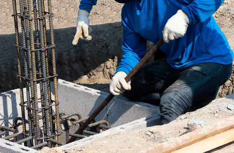 A Complete Guide to Pry Bars — Madido Industrial Tools